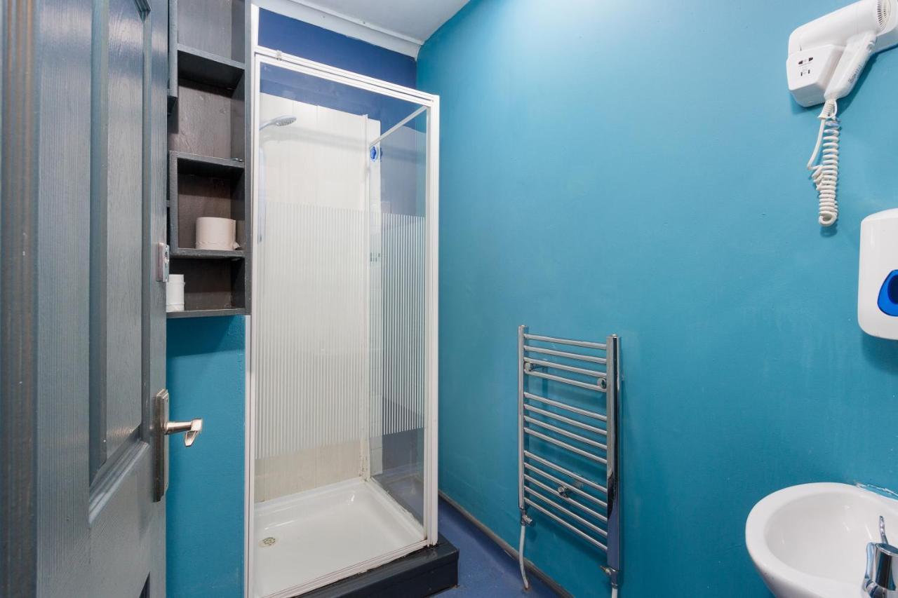 Russell Scott Backpackers - Sheffield Hostel Buitenkant foto