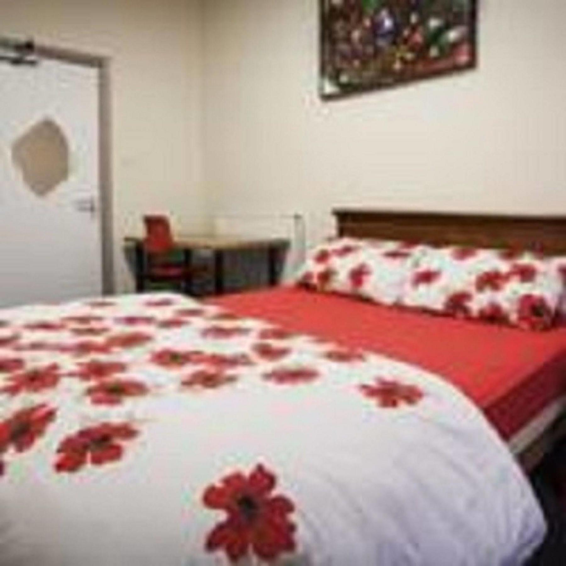 Russell Scott Backpackers - Sheffield Hostel Buitenkant foto